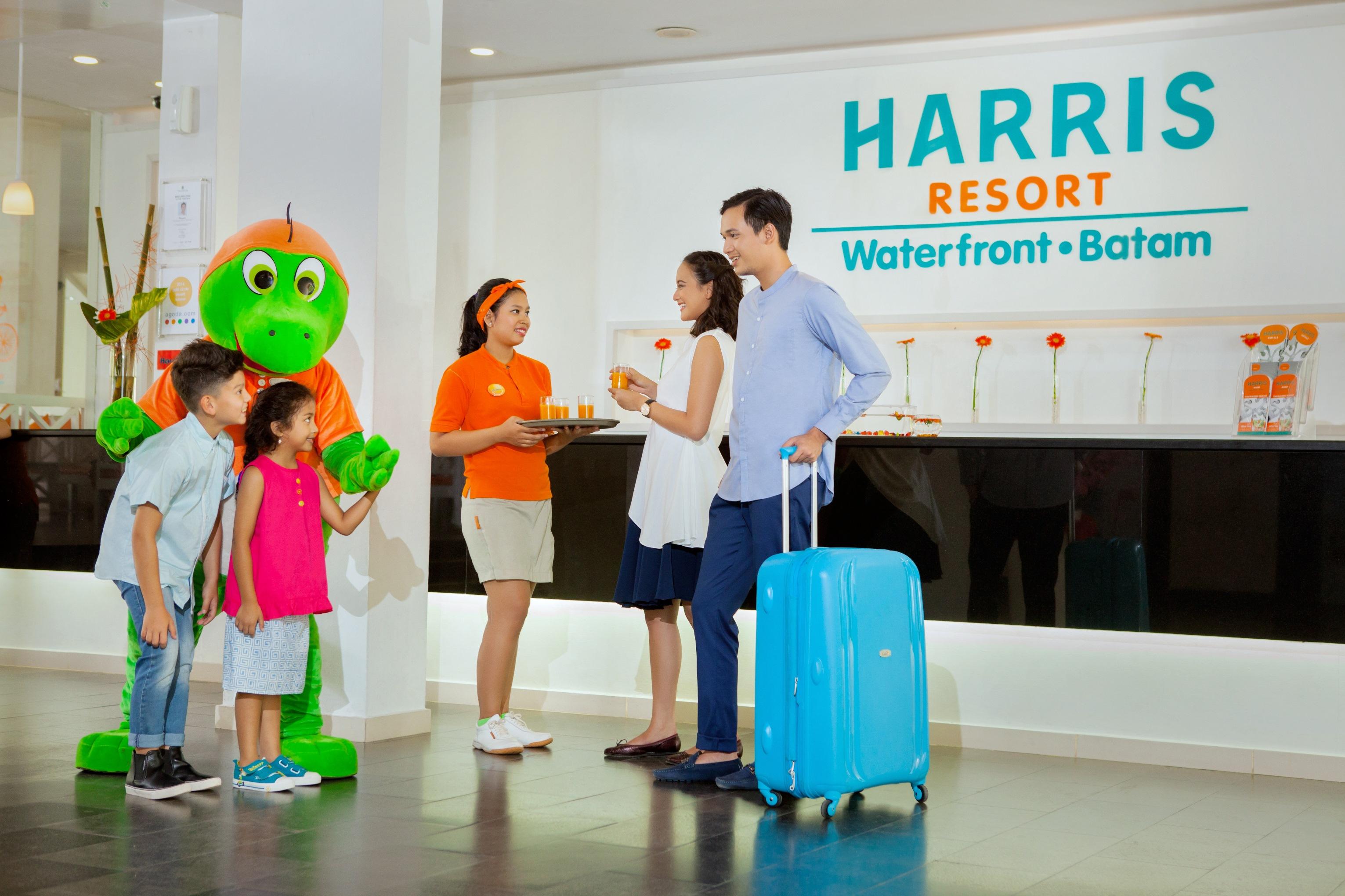 Harris Resort Batam Waterfront Sekupang Exterior photo
